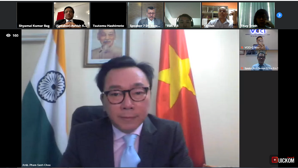 ông Phạm Sanh Châu – Đại sứ Việt Nam tại Ấn Độ phát biểu tại Diễn đàn.